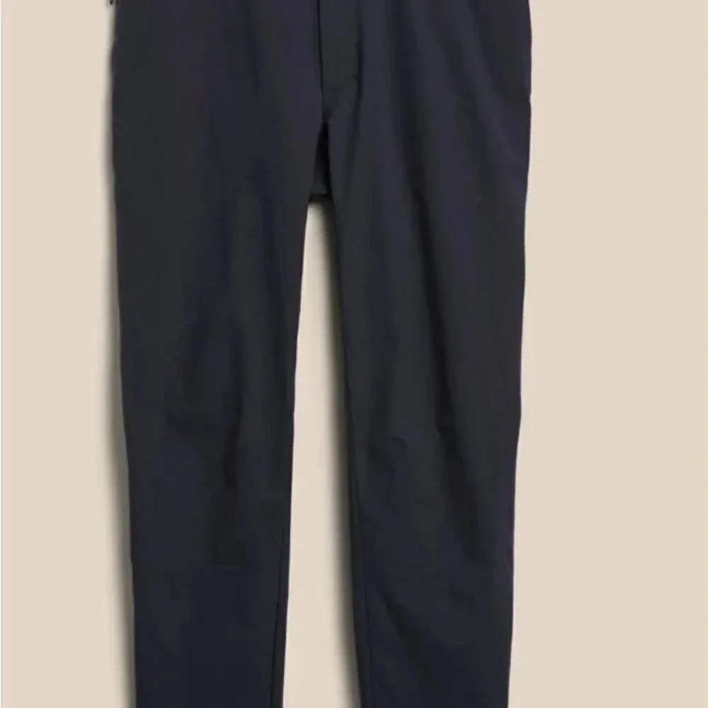 Banana Republic Motion Tech Hybrid Pant True Black size 38